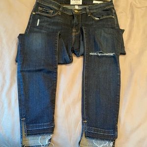 Frame Le Skinny de Jeanne 28